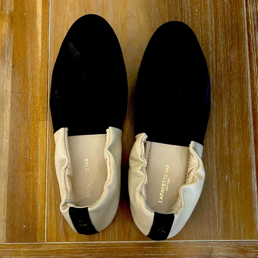 Lafayette 148 NAPA, leather packable, ballet flat. Size 38.5